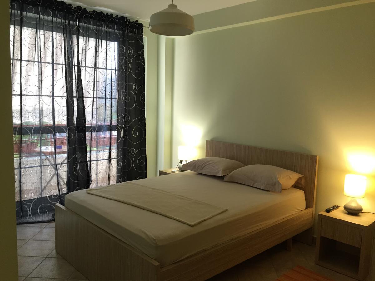 Andi Apartments Tirana Exterior foto